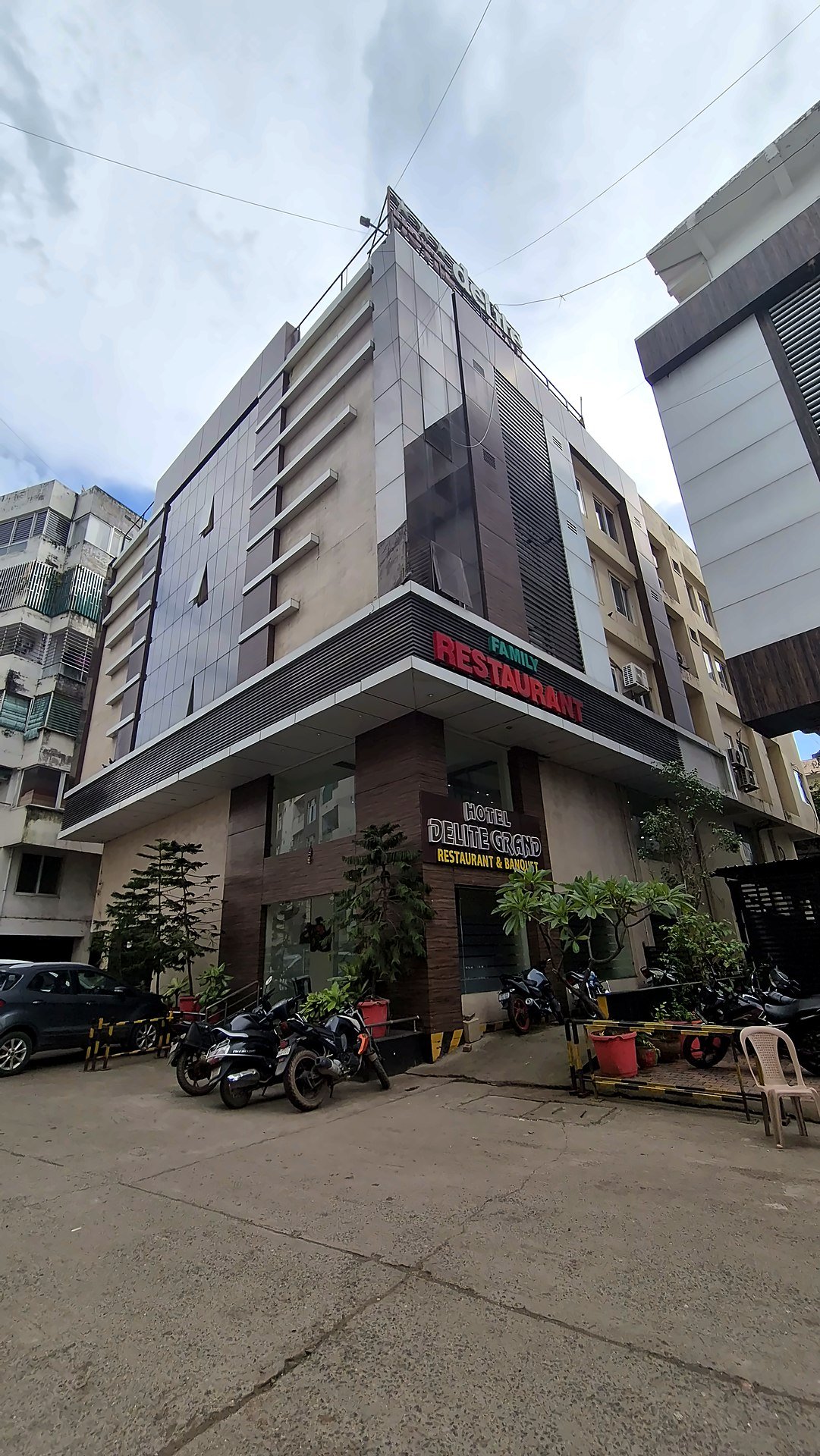 Hotel Delite Grand, Jabalpur